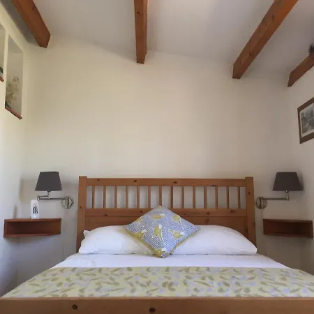 Bed & Breakfast Pierre De Lune Fox-Amphoux